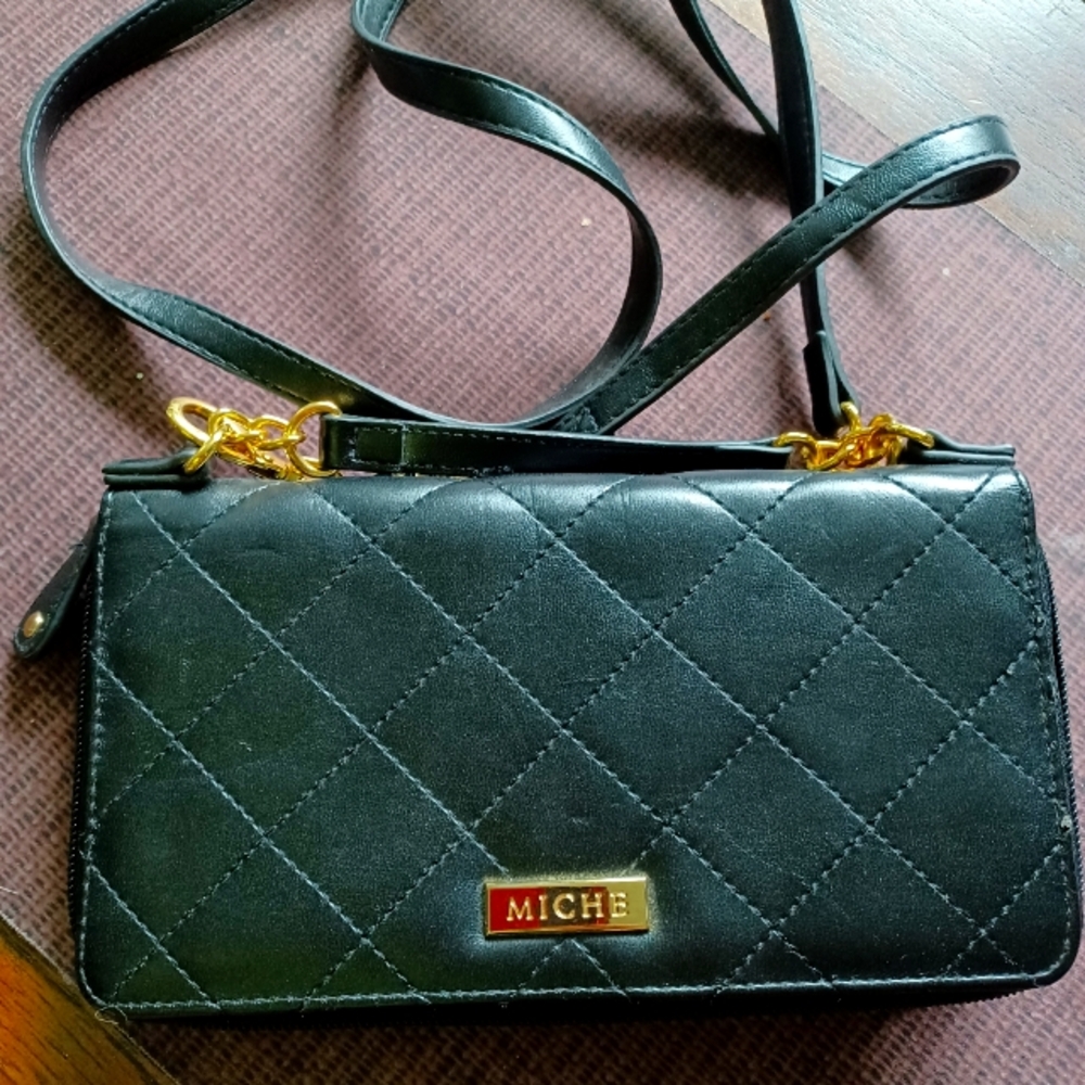 Miche Crossbody Wallet